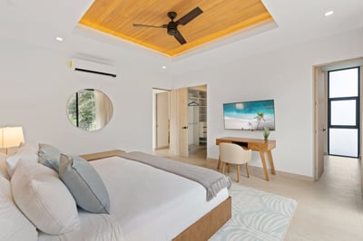 Luxury Villa Photo #50