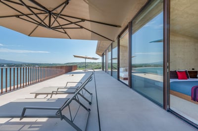 Luxury Villa Photo #46