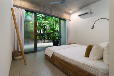 Luxury Villa Photo #21