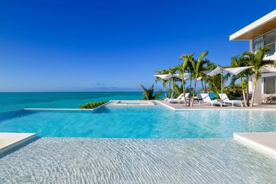 Luxury Villa Photo #8