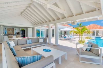 Luxury Villa Photo #12