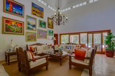 Luxury Villa Photo #12