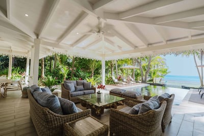 Luxury Villa Photo #4