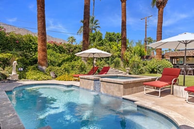 Luxury Villa Photo #4
