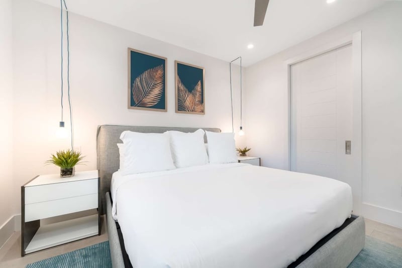 Club Suites at Rum Point 3 BDM Pool Suite