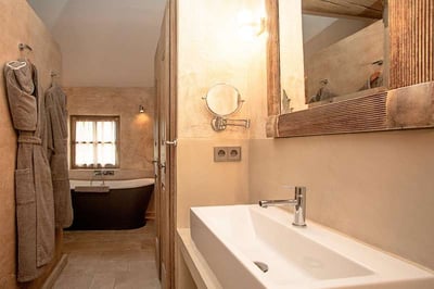 Luxury Villa Photo #21