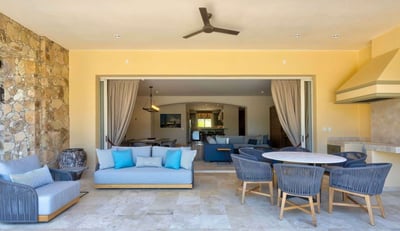 Luxury Villa Photo #2