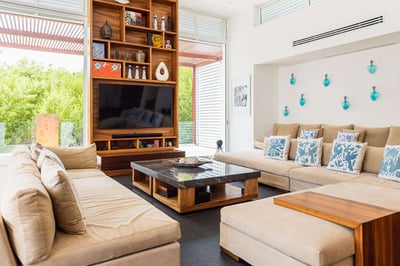 Luxury Villa Photo #17