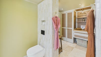 Luxury Villa Photo #48