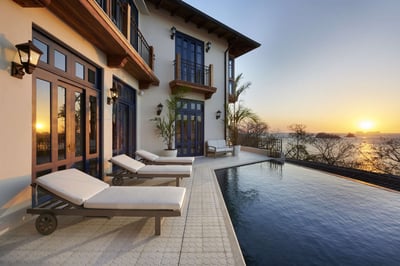 Luxury Villa Photo #5