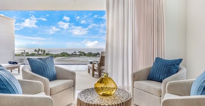 Luxury Villa Photo #6
