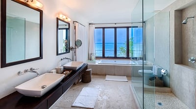 Luxury Villa Photo #27