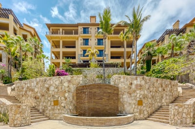 Luxury Villa Photo #35
