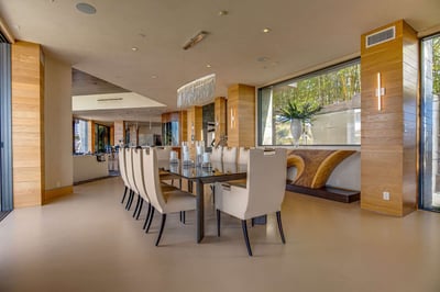 Luxury Villa Photo #23