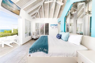 Luxury Villa Photo #20