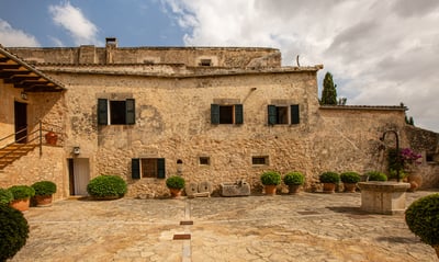 Luxury Villa Photo #11