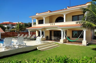 Luxury Villa Photo #3