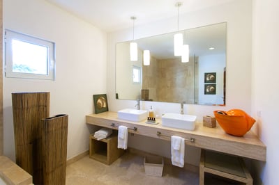 Luxury Villa Photo #28