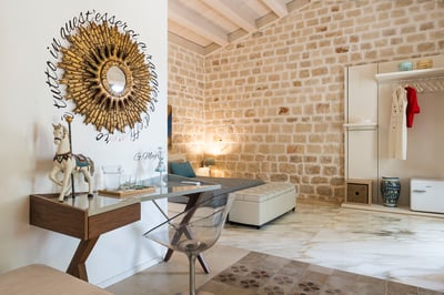 Luxury Villa Photo #50