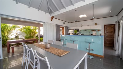 Luxury Villa Photo #22