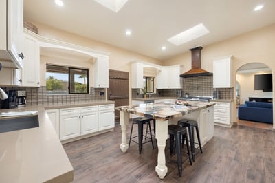 Luxury Villa Photo #33