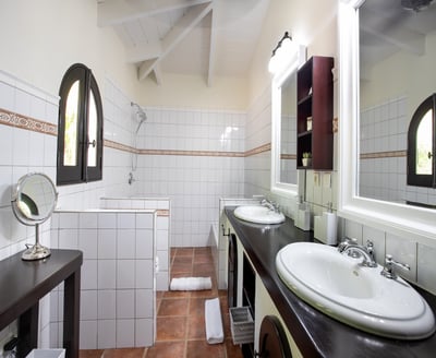 Luxury Villa Photo #19