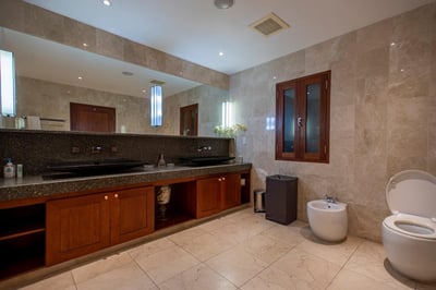 Luxury Villa Photo #12