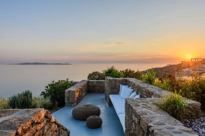 Luxury Villa Photo #17