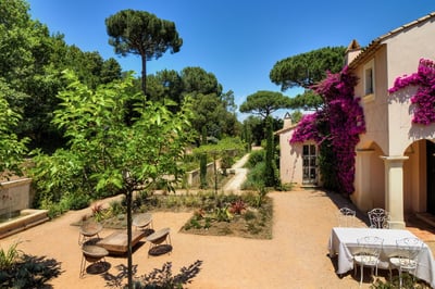 Luxury Villa Photo #10