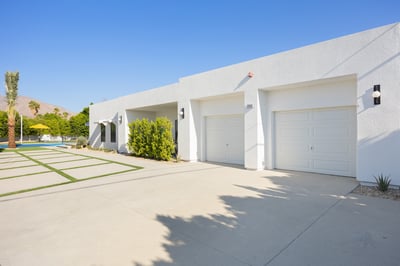 Luxury Villa Photo #17