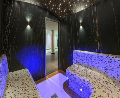 Luxury Villa Photo #14
