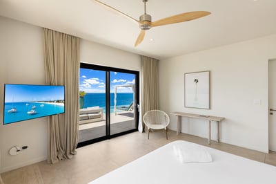 Luxury Villa Photo #54