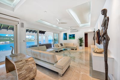 Luxury Villa Photo #19