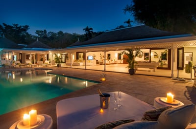 Luxury Villa Photo #7