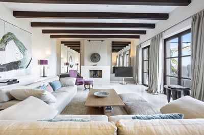 Luxury Villa Photo #21