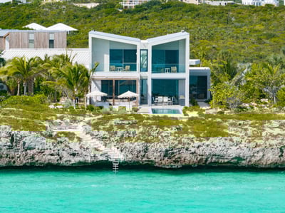 Luxury Villa Photo #10