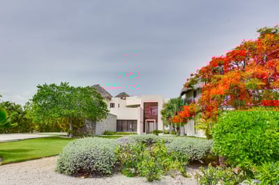 Luxury Villa Photo #61