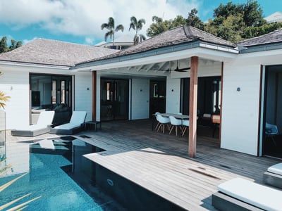 Luxury Villa Photo #2