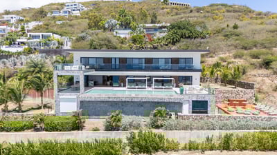 Luxury Villa Photo #68