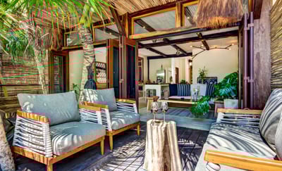 Luxury Villa Photo #9