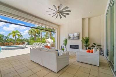Luxury Villa Photo #10