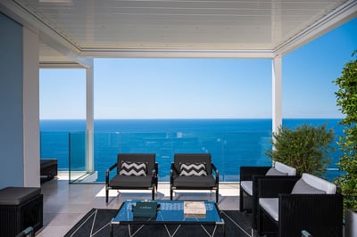 Luxury Villa Photo #15