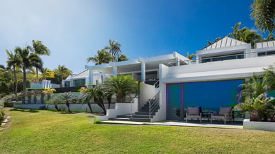 Luxury Villa Photo #15