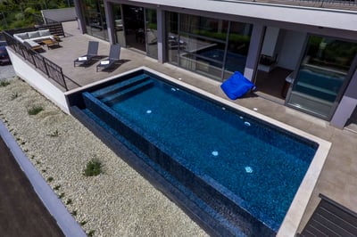 Luxury Villa Photo #4