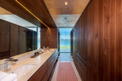 Luxury Villa Photo #54