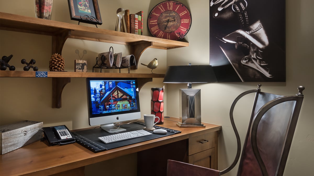 Sleeping Giant Residence