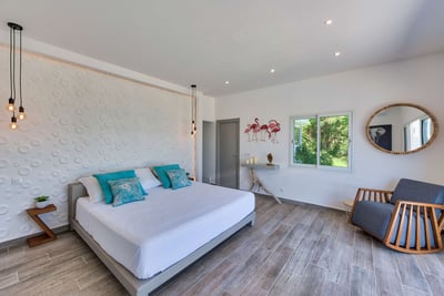 Luxury Villa Photo #14