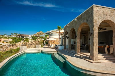 Luxury Villa Photo #2