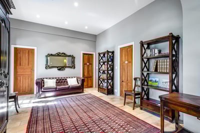 Luxury Villa Photo #27