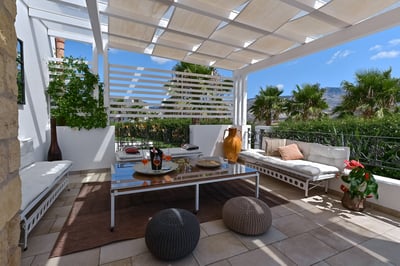 Luxury Villa Photo #16
